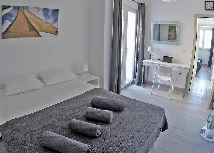 - Justina - 80 M2 Et Piscine *