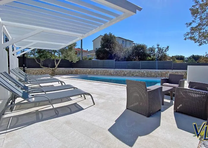 - Justina - 80 M2 Et Piscine 파코스탄